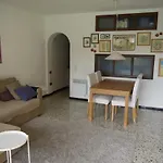Apartamento Cómodo En S'agaró Con Terraza Y Piscina - Es-298-9 *