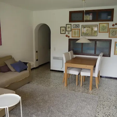 아파트 Comodo En S'agaro Con Terraza Y Piscina - Es-298-9 *